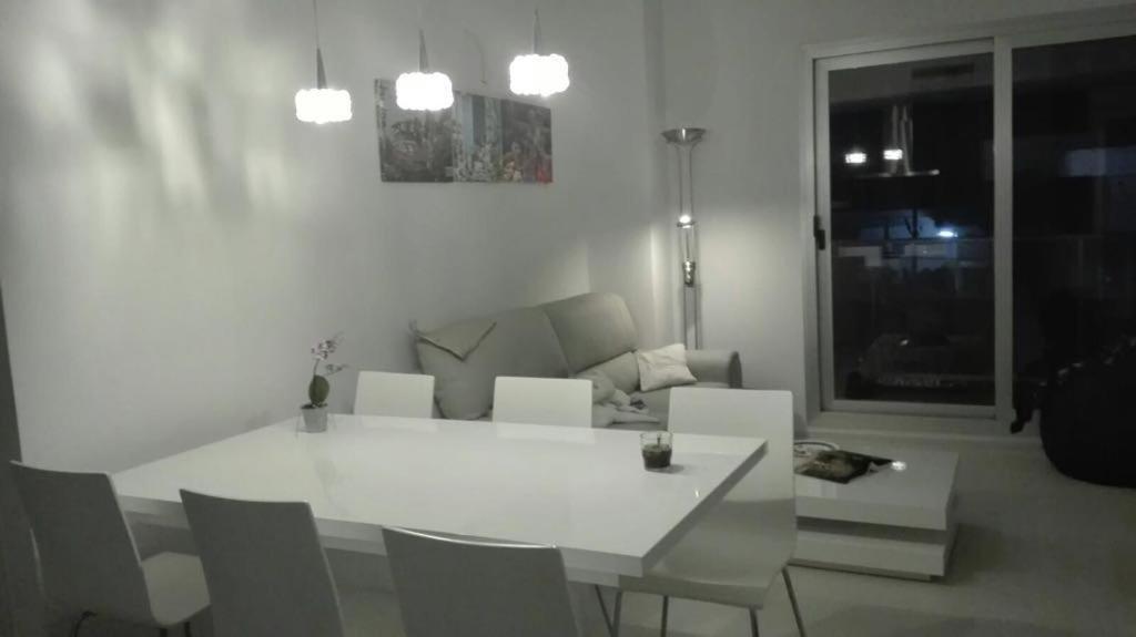 Edificio Attikos - Solo Familias Lejlighed Gandía Eksteriør billede