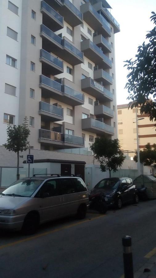 Edificio Attikos - Solo Familias Lejlighed Gandía Eksteriør billede
